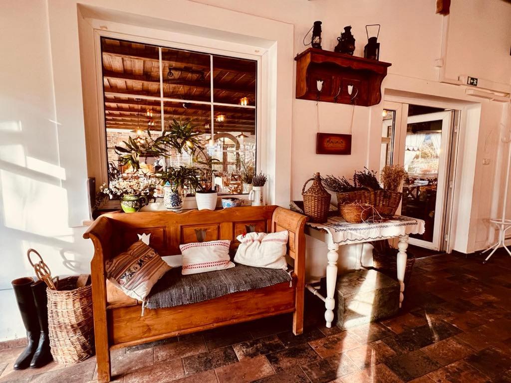 Bed and Breakfast Pilisi Lovas Major, Dorog Экстерьер фото